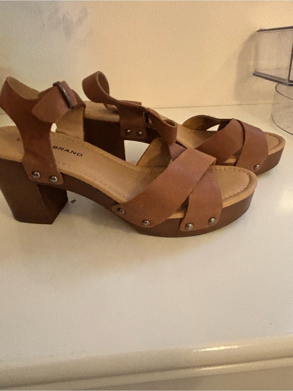 Lucky Brand Women's Brown Strappy Platform Sandals - Classic Comfort - Picture 5 of 7